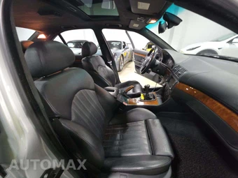 2002 BMW M5 Sedan - miniatura 18
