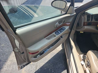 2002 Buick LeSabre Custom - miniatura 9