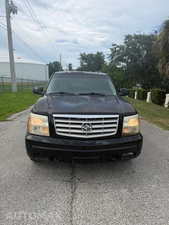 2002 Cadillac Escalade – miniatura 2