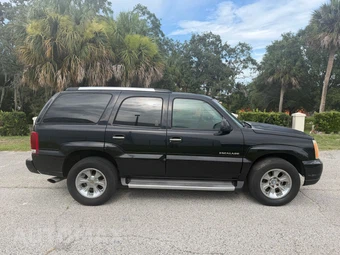 2002 Cadillac Escalade – miniatura 3