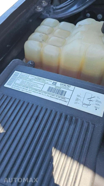 2002 Chevrolet Avalanche 1500 Crew Cab Short Bed – miniatura 18