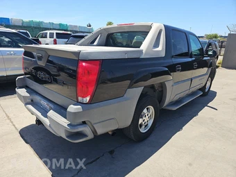 2002 Chevrolet Avalanche 1500 Crew Cab Short Bed – miniatura 4