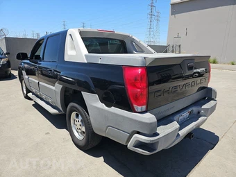 2002 Chevrolet Avalanche 1500 Crew Cab Short Bed – miniatura 6