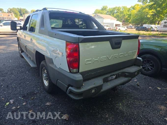 2002 Chevrolet Avalanche 2500 Crew Cab Short Bed - miniatura 2