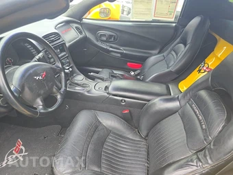 2002 Chevrolet Corvette Convertible – miniatura 7