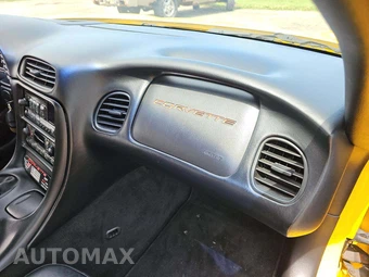 2002 Chevrolet Corvette Convertible – miniatura 14