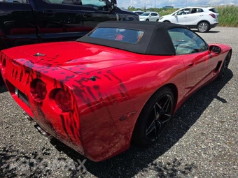 2002 Chevrolet Corvette Convertible – miniatura 3