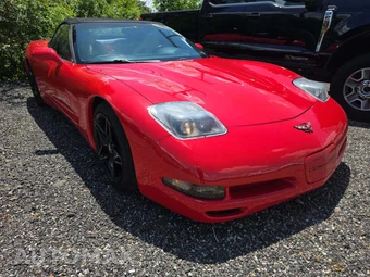 2002 Chevrolet Corvette Convertible – miniatura 4
