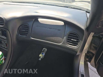 2002 Chevrolet Corvette Coupe - miniatura 16
