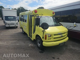 2002 Chevrolet Express G3500 Cutaway 1SA 9500 GVWR - miniatura 3
