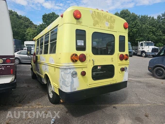 2002 Chevrolet Express G3500 Cutaway 1SA 9500 GVWR - miniatura 6