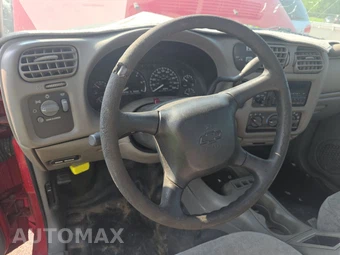 2002 Chevrolet S-10 Base Extended Cab Medium Bed 1SB w/Rear LH Door - miniatura 10