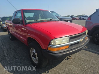 2002 Chevrolet S-10 Base Extended Cab Medium Bed 1SB w/Rear LH Door - miniatura 3