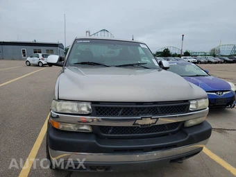 2002 Chevrolet Silverado 2500 LT - miniatura 2