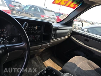 2002 Chevrolet Tahoe LS – miniatura 11