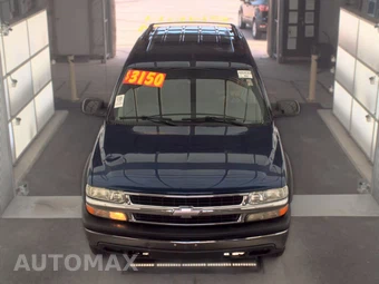2002 Chevrolet Tahoe LS – miniatura 2