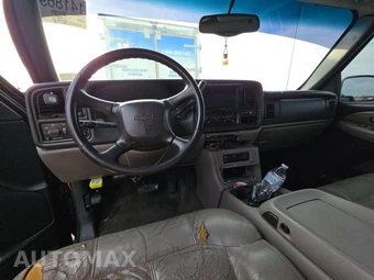 2002 Chevrolet Tahoe LT - miniatura 11