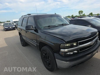 2002 Chevrolet Tahoe LT - miniatura 3