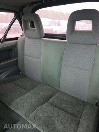 2002 Chevrolet Tracker Base - miniatura 13