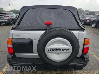2002 Chevrolet Tracker Base - miniatura 14
