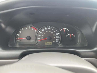 2002 Chevrolet Tracker Base - miniatura 9