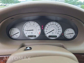 2002 Chrysler 300M – miniatura 9