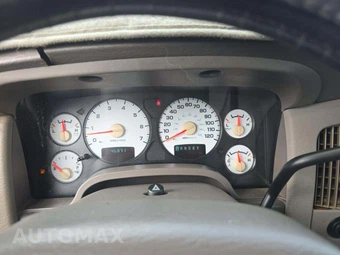 2002 Dodge Ram 1500 Crew Cab Medium Bed – miniatura 9