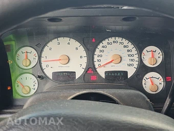 2002 Dodge Ram 1500 Crew Cab Medium Bed – miniatura 12