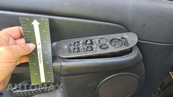2002 Dodge Ram 1500 Crew Cab Medium Bed – miniatura 34