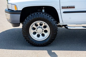 2002 Dodge Ram 2500 Crew Cab Long Bed - miniatura 31