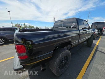 2002 Dodge Ram 2500 Crew Cab Medium Bed – miniatura 4