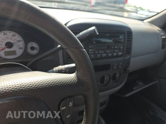 2002 Ford Escape XLS Choice – miniatura 11