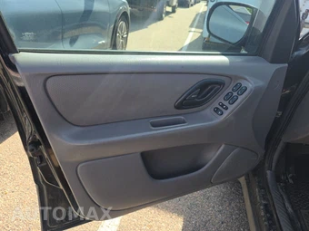 2002 Ford Escape XLS Choice – miniatura 9