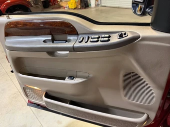 2002 Ford Excursion Limited - miniatura 49