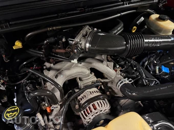 2002 Ford Excursion Limited - miniatura 52