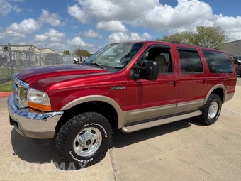 2002 Ford Excursion Limited - miniatura 9