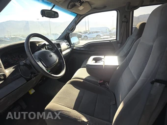 2002 Ford Excursion XLT - miniatura 7