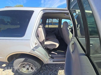 2002 Ford Expedition XLT - miniatura 14