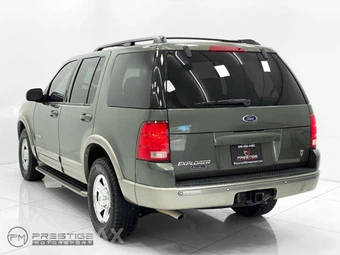 2002 Ford Explorer Eddie Bauer - miniatura 12