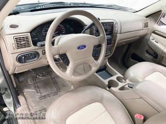 2002 Ford Explorer Eddie Bauer - miniatura 18