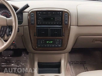 2002 Ford Explorer Eddie Bauer - miniatura 20