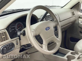 2002 Ford Explorer Eddie Bauer - miniatura 40