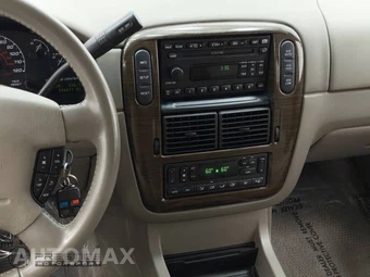 2002 Ford Explorer Eddie Bauer - miniatura 49