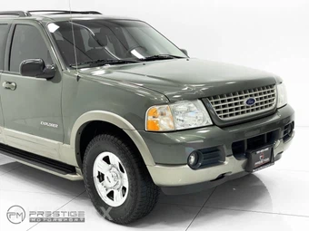 2002 Ford Explorer Eddie Bauer - miniatura 9