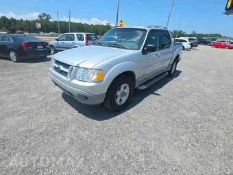 2002 Ford Explorer Sport Trac Value Crew Cab Short Bed - samochód z USA z aukcji Manheim, oferta Kup Teraz w AUTOMAX