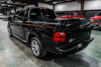 2002 Ford F-150 Harley-Davidson Crew Cab Short Bed - miniatura 3