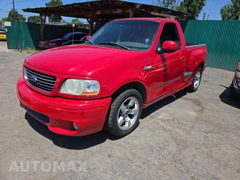 2002 Ford F-150 SVT Lightning Regular Cab Medium Bed