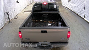 2002 Ford F-150 XL Extended Cab Medium Bed w/Rear Doors – miniatura 5