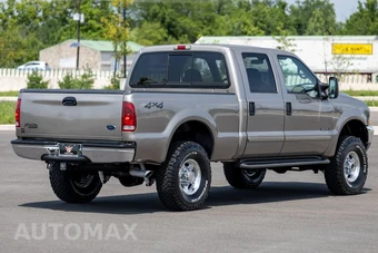 2002 Ford F-250 Crew Cab - miniatura 11