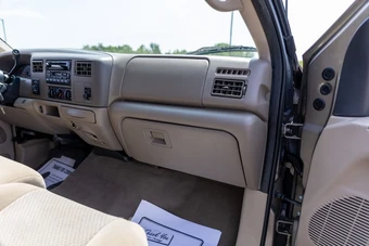 2002 Ford F-250 Crew Cab - miniatura 48